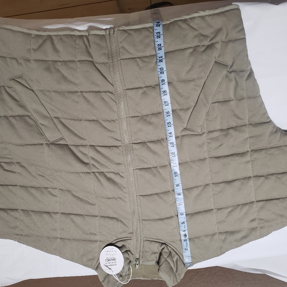 Petal and pup Sutton jacket olive color size 10. - Picture 4 of 8